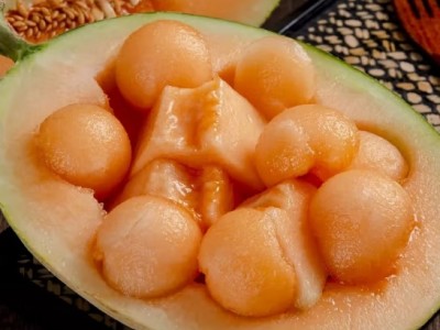 正宗新疆吐鲁番哈密瓜9斤新鲜水果一